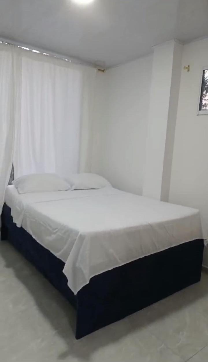 Hostal Javi Santa Marta Dış mekan fotoğraf