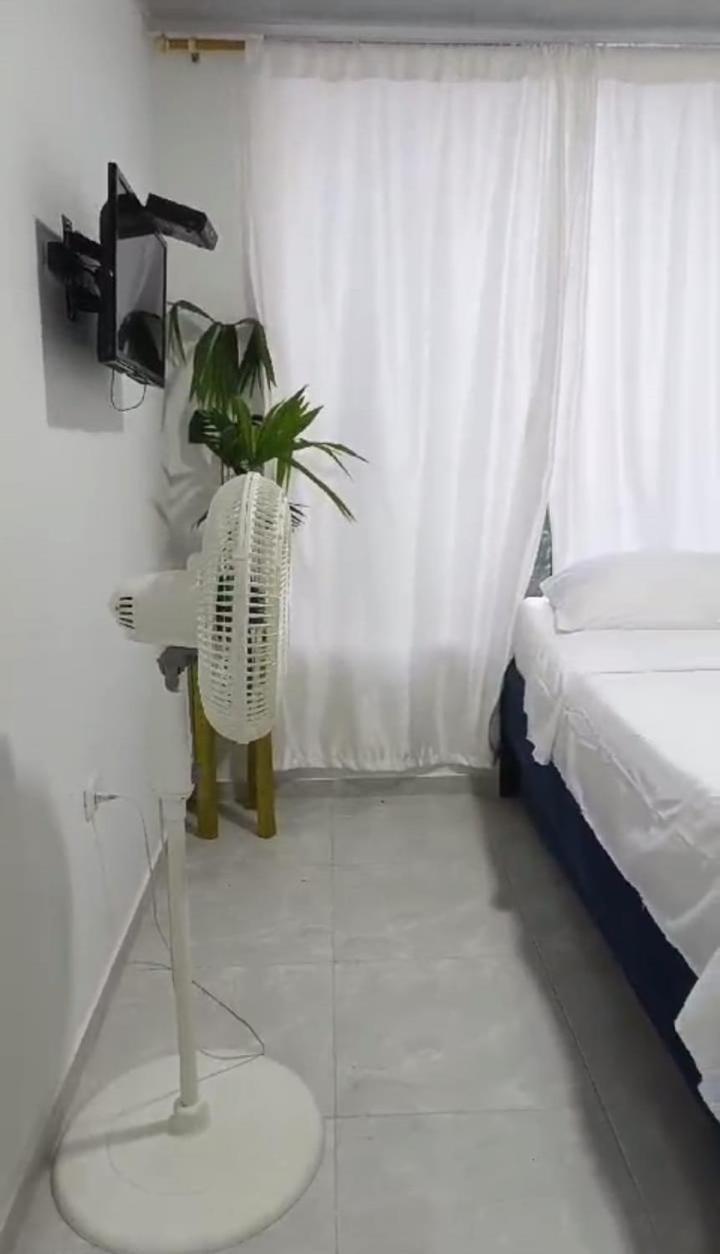 Hostal Javi Santa Marta Dış mekan fotoğraf
